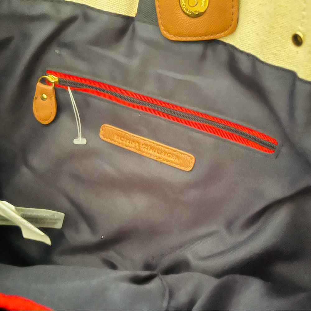 Tommy Hilfiger Canvas & Vinyl Tote Bag Travel Bag Tommy Hilfiger Bag gold charm - Picture 12 of 16